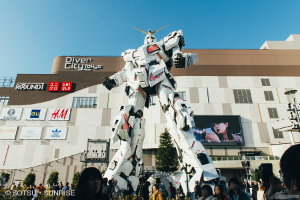 台场实体大独角兽高达立像 撮影协力：DiverCity Tokyo Plaza©創通・サンライズ